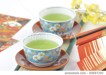 Happy tea ceremony Happy tea ceremony 69887292