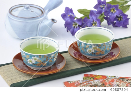 Happy tea ceremony Happy tea ceremony 69887294