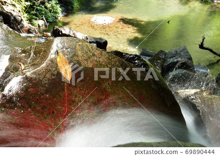 Eagle Creek, streams and waterfalls in Hsinchu, Taiwan 69890444