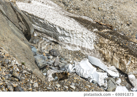 白馬大集介融化 白馬大集介融化 69891873