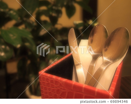 Cafe cutlery 69894346