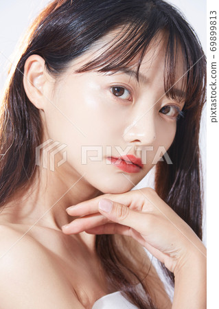 仕女畫的美麗的女人 仕女畫的美麗的女人 69899813