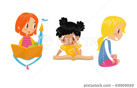 Kids at Geography Lesson Reading Book and Watching Vector Set Kids at Geography Lesson Reading Book and Watching Vector Set 69909089