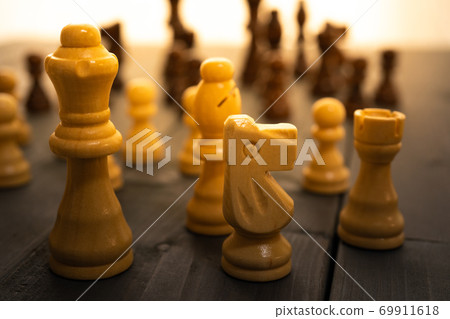 棋子日落(陽光下) 棋子日落(陽光下) 69911618