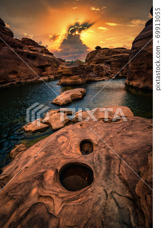 Landscape of sunset at Sam Phan Bok in Ubonratchathani unseen in Thailand. The Grand Canyon of Thailand. 69913055