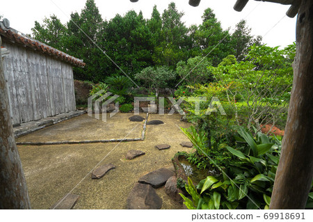 Kumejima Kamie Hagi House Kumejima Kamie Hagi House 69918691