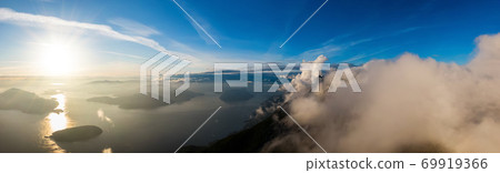 Beautiful Aerial Panoramic View of Canadian Mountain Landscape 69919366