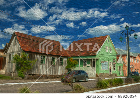 Wooden old houses in avenue of Cambara do Sul 69920854