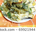 Vegetable tempura 69921944