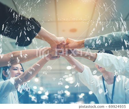 Business scene in a shared office Business scene in a shared office 69924935