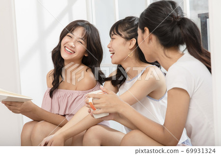 女性朋友 女性朋友 69931324