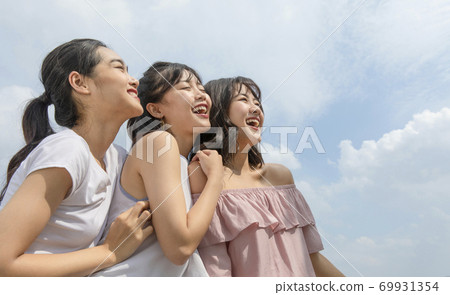 Female friends good friends 69931354