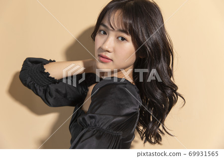 女性肖像 女性肖像 69931565