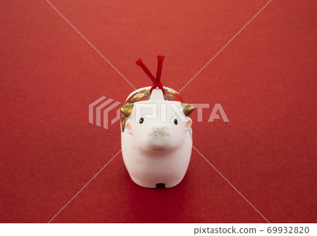 New Year's card image ox 69932820
