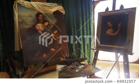 Leonardo da Vinci's atelier Leonardo da Vinci's atelier 69932857