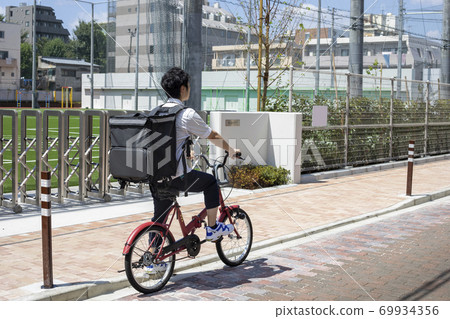 Uber Eats /男模 69934356