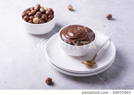 Homemade cream with hazelnuts Homemade cream with hazelnuts 69935665