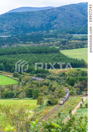 從北海道增田山（261系列）新得町看到的特快大空座 69937243