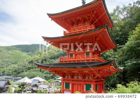 岡山縣歷史最悠久的木製佛塔，三層佛塔 69938472