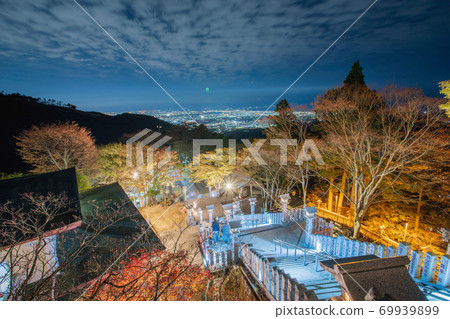 Oyama autumn leaves light up_1 69939899