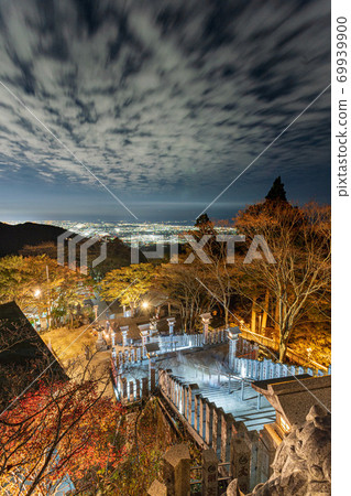 Oyama autumn leaves light up_2 69939900