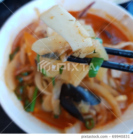 麻辣 麻辣 69940831