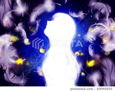 藍色銀河天使的翅膀，蝴蝶和長發女孩剪影在太空中跳舞 69940930