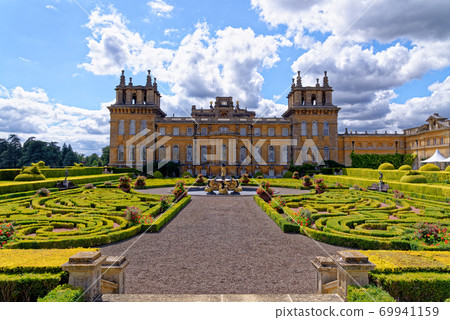 Blenheim Palace in Woodstock - England 69941159