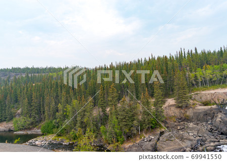 加拿大耶洛奈夫 加拿大耶洛奈夫 69941550