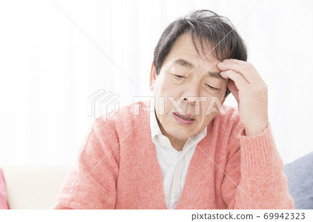 Poor health Poor health 69942323