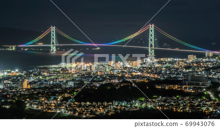Akashi Kaikyo Bridge Rainbow Illumination 69943076
