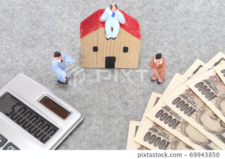 Home and money 69943850