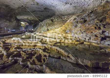 Akiyoshido Cave, Mine City, Yamaguchi Prefecture, Limestone Cave, River 69945112