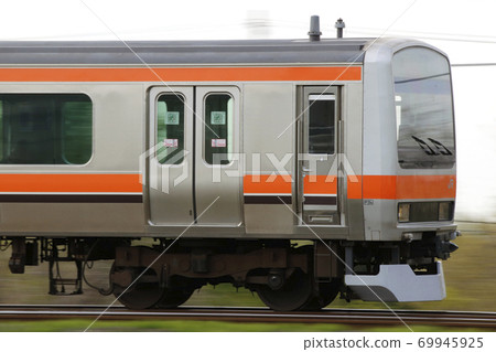 [JM] Musashino Line E231 series (panning shot) 69945925