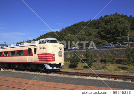 Series 189 Limited Express Asama (Preservation car) 69946228