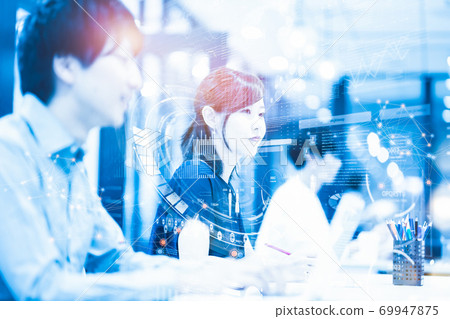 Business scene in a shared office Business scene in a shared office 69947875