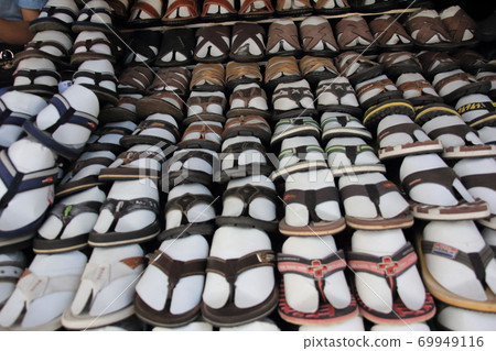 Shoe department sandals hot sale