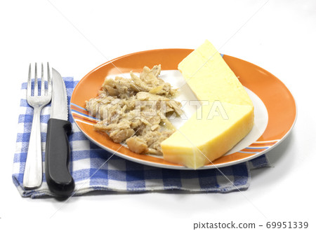 tub of polenta with Vicenza-style cod tub of polenta with Vicenza-style cod 69951339