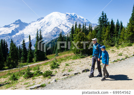 family in mount rainier national park 69954562