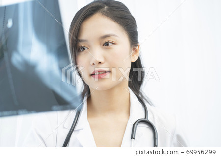 女醫生工作 69956299
