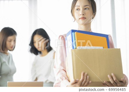 女商人退休 69956485