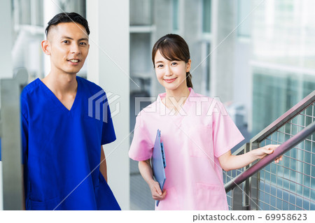 Hospital Doctor Doctor Medical Nurse Nurse Hospital Doctor Doctor Medical Nurse Nurse 69958623