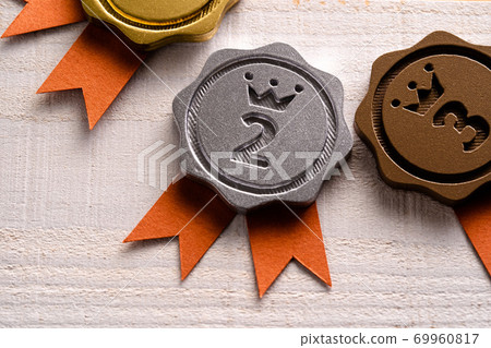 獎牌排名圖像金，銀和銅牌 69960817