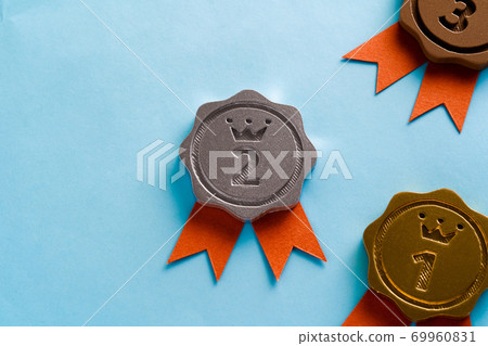 Medal ranking image Gold, silver and bronze 69960831