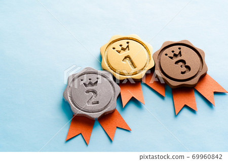Medal ranking image Gold, silver and bronze 69960842