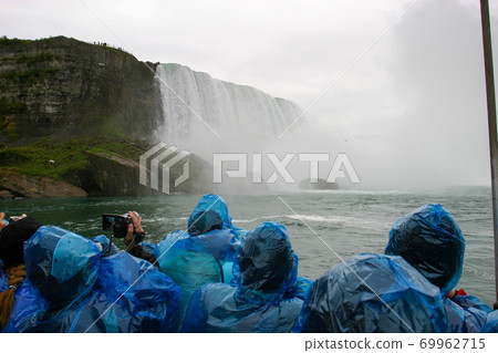 Niagara Falls Canada Waterfall 69962715
