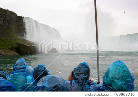 Niagara Falls Canada Waterfall 69962716