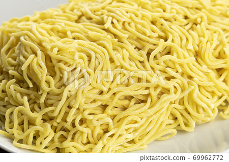 美味的生拉麵 69962772