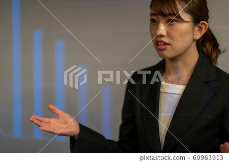 女生 女孩 女性 69963913