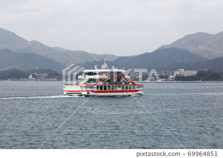 Hiroshima Prefecture Autumn Aki Miyajima Itsukushima Shrine Ferry Hiroshima Prefecture Autumn Aki Miyajima Itsukushima Shrine Ferry 69964851